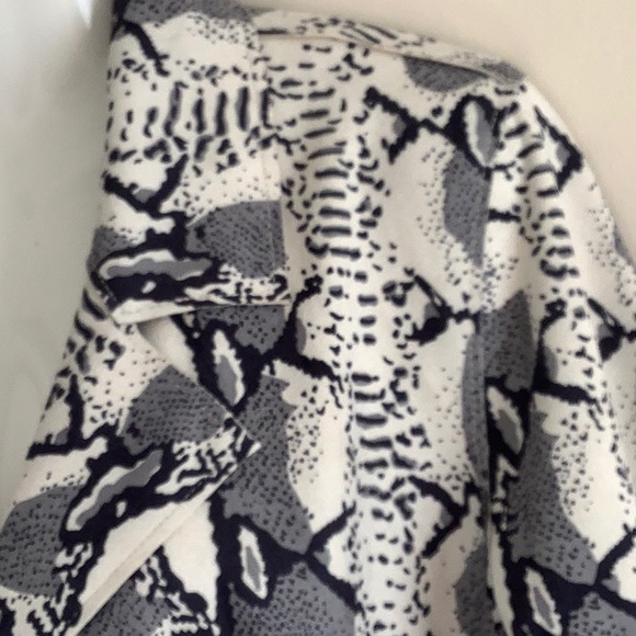 Love Token Snake Print Faux Suede Jacket NWT - Picture 5 of 7